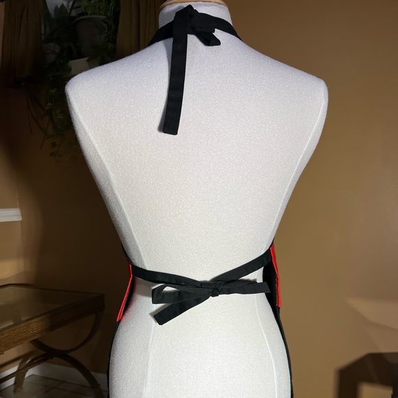 Nicky Kohler For Davida Apron - Picture 8 of 8